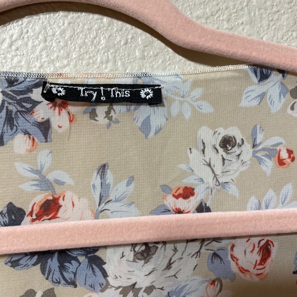 Long kimono. Duster. Neutral. Floral. - Picture 3 of 9